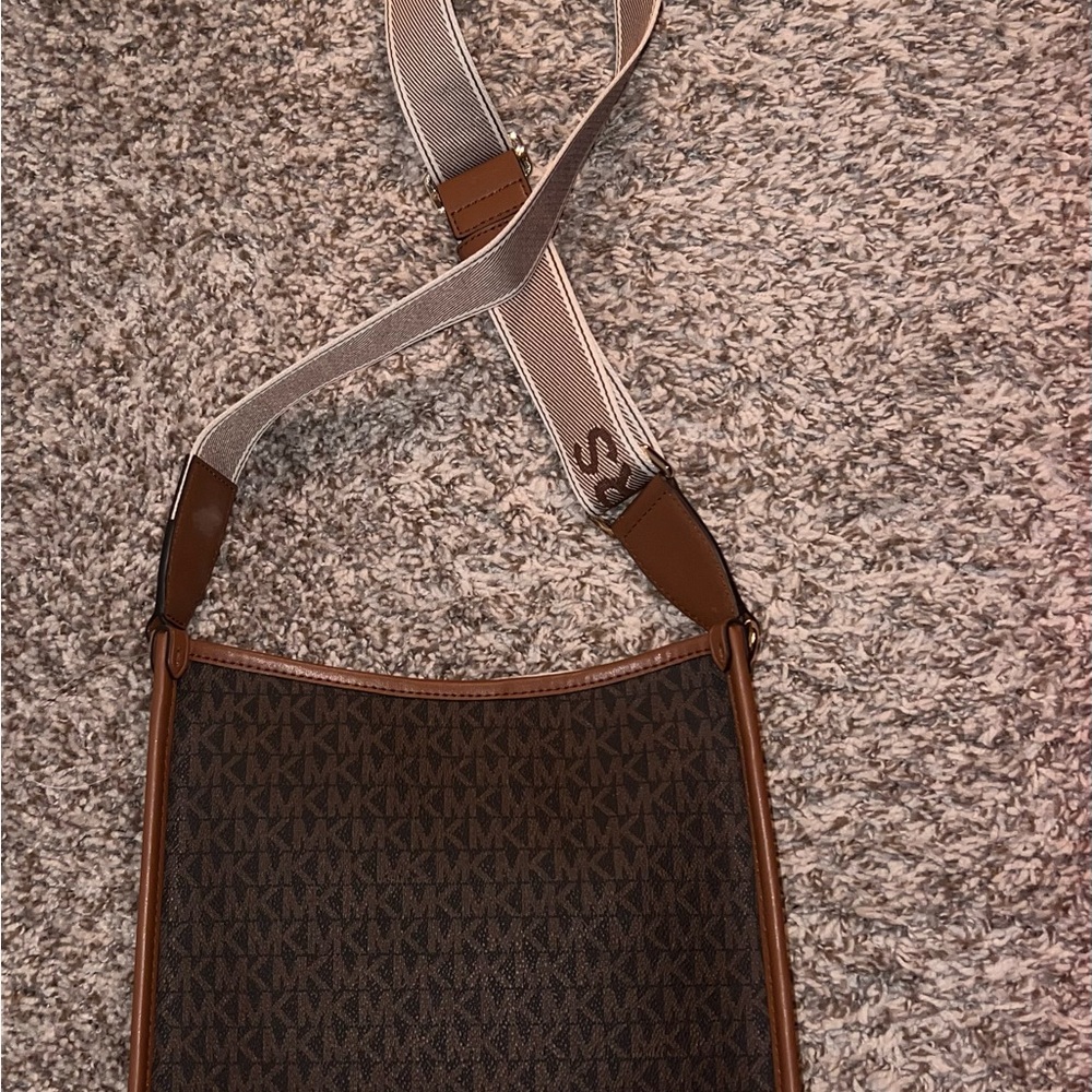 Michael Kors Dark Brown and Tan Messenger Bag - Picture 3 of 5
